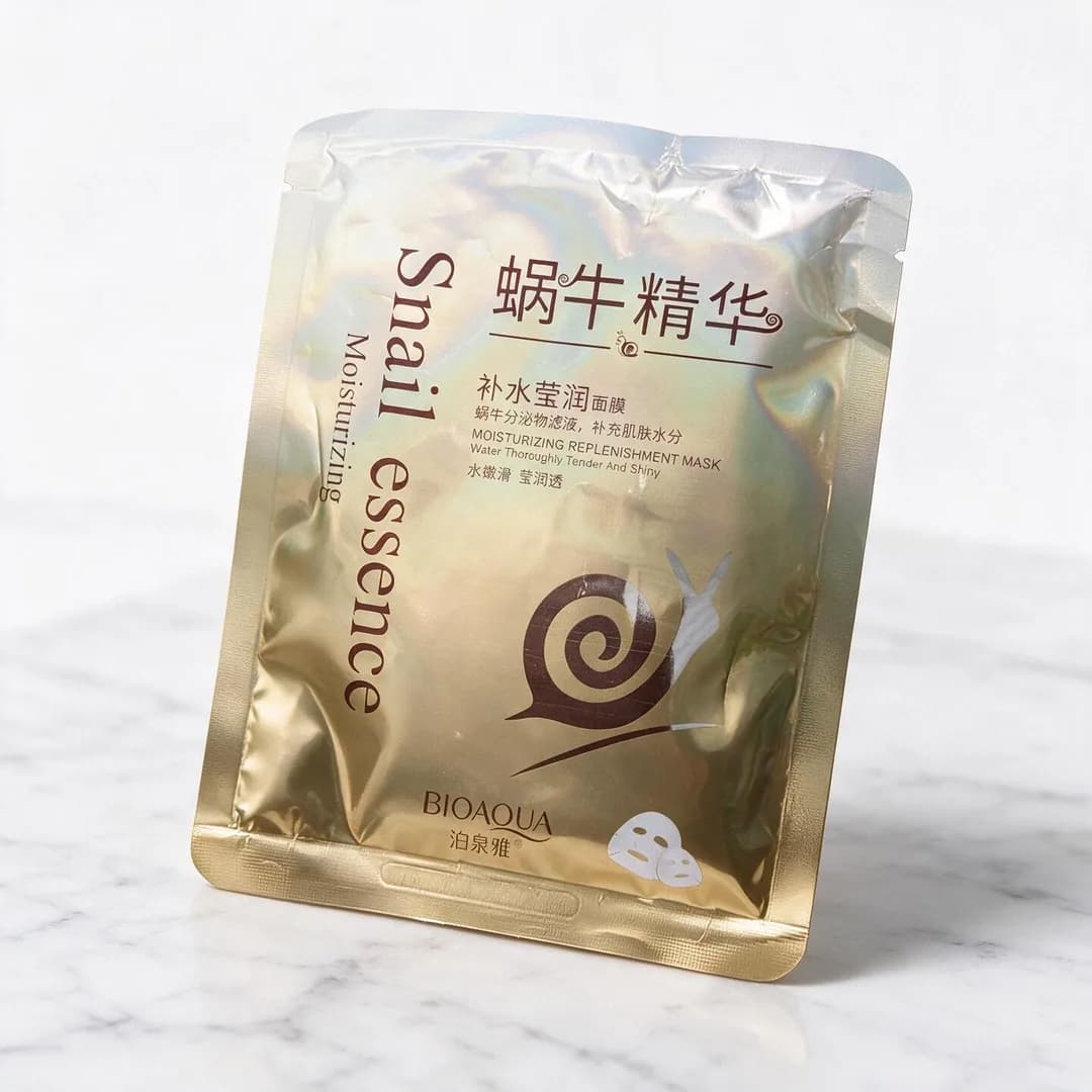 Mascarilla facial de velo (tela) – la foto muestra Snail Essence Moisturizing Mask